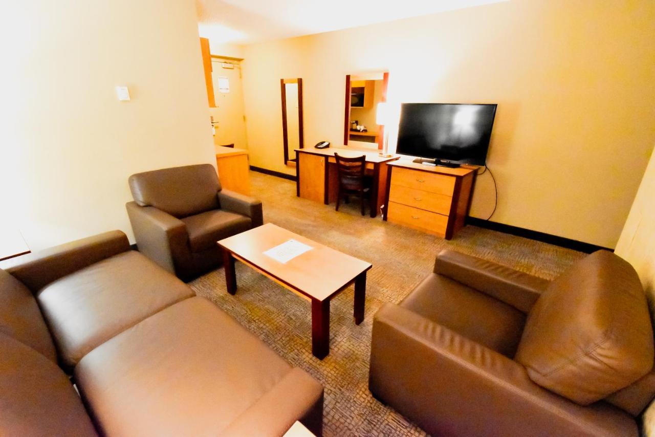 Canad Inns Destination Centre Windsor Park Winnipeg Extérieur photo