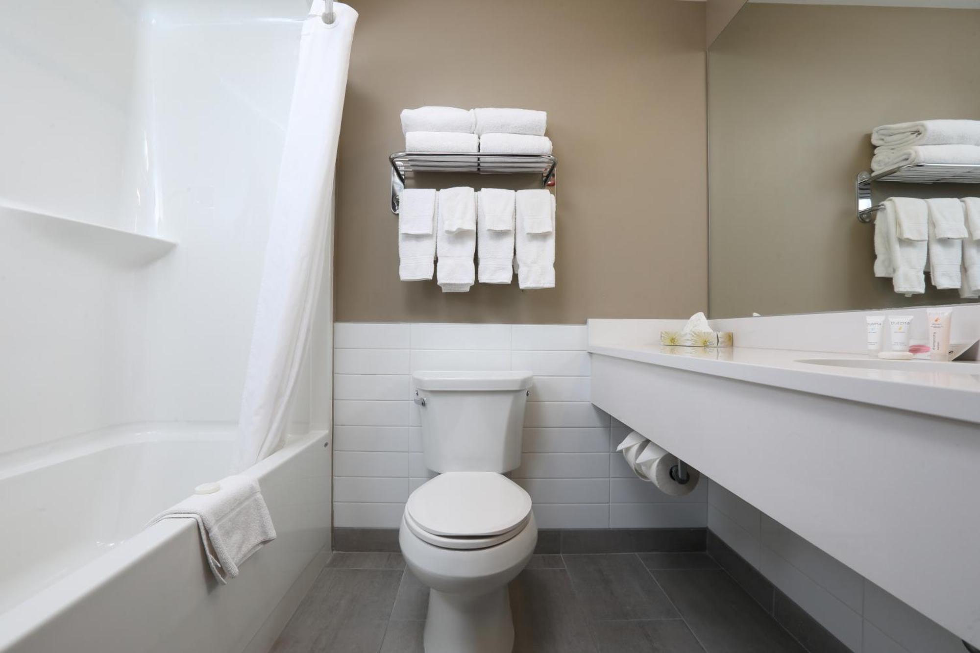 Canad Inns Destination Centre Windsor Park Winnipeg Extérieur photo