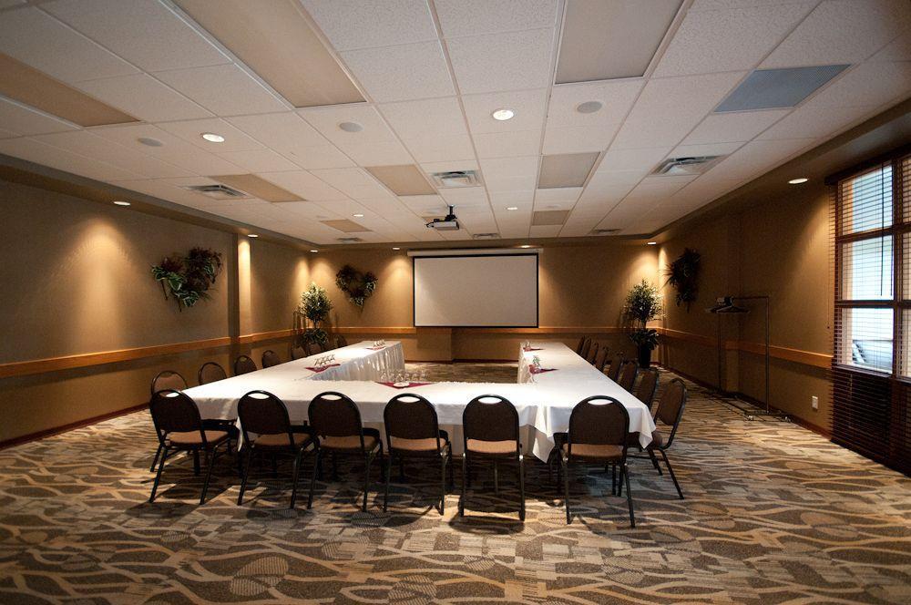 Canad Inns Destination Centre Windsor Park Winnipeg Extérieur photo