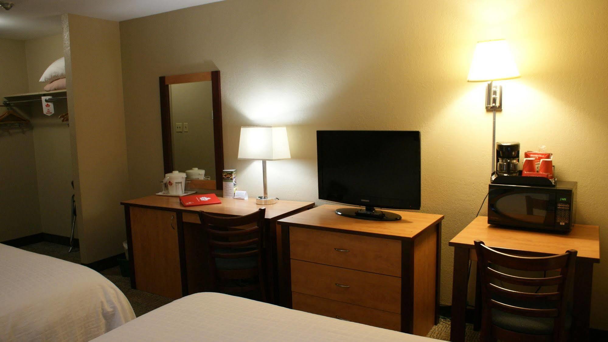 Canad Inns Destination Centre Windsor Park Winnipeg Extérieur photo