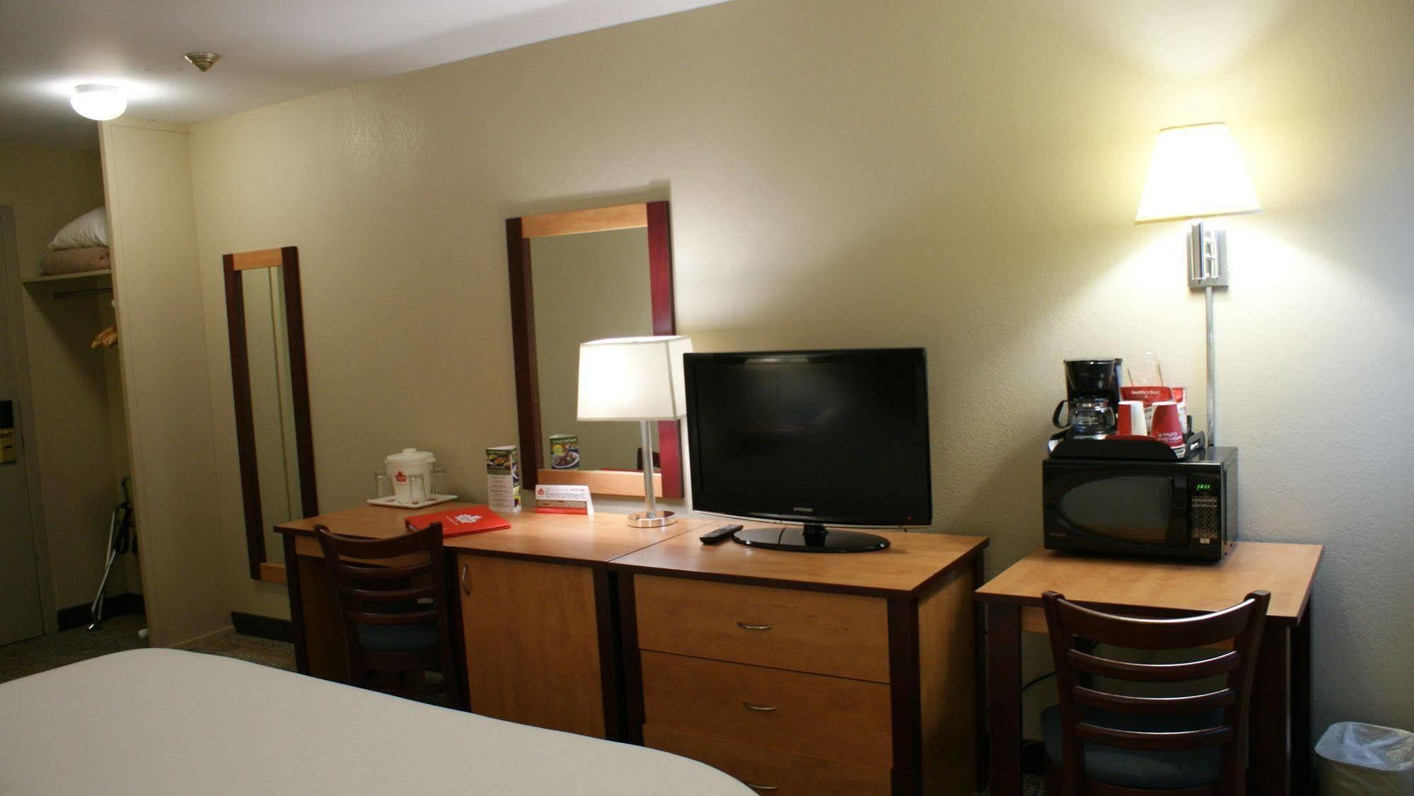 Canad Inns Destination Centre Windsor Park Winnipeg Extérieur photo